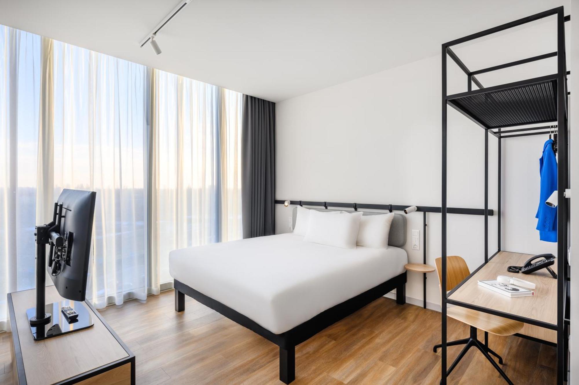 Premium Double Room sofa bed,1530656191:JPEG